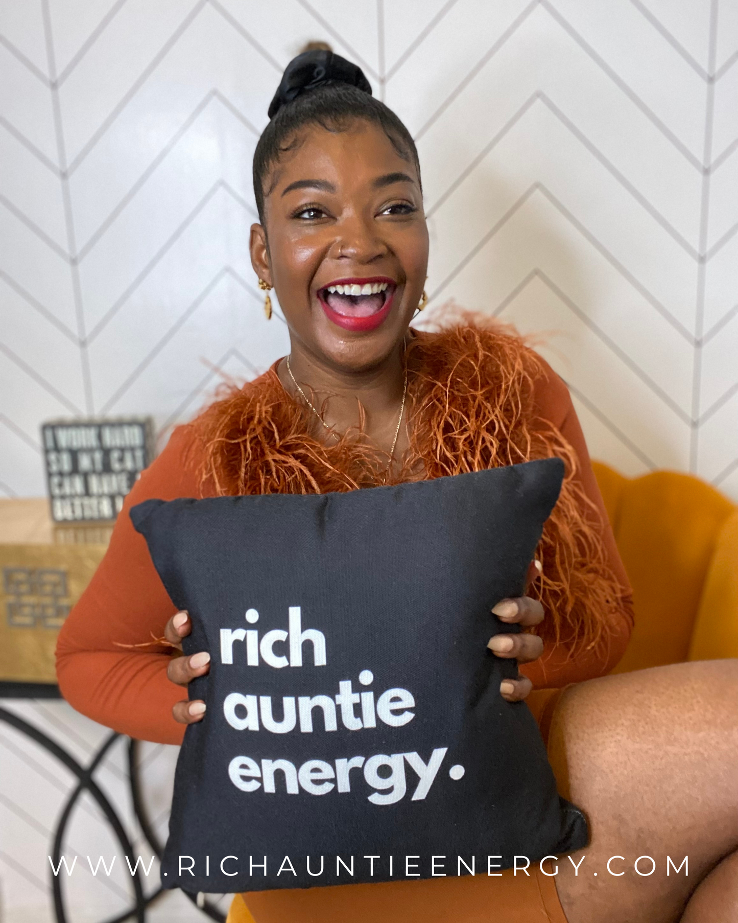 Rich Pillow